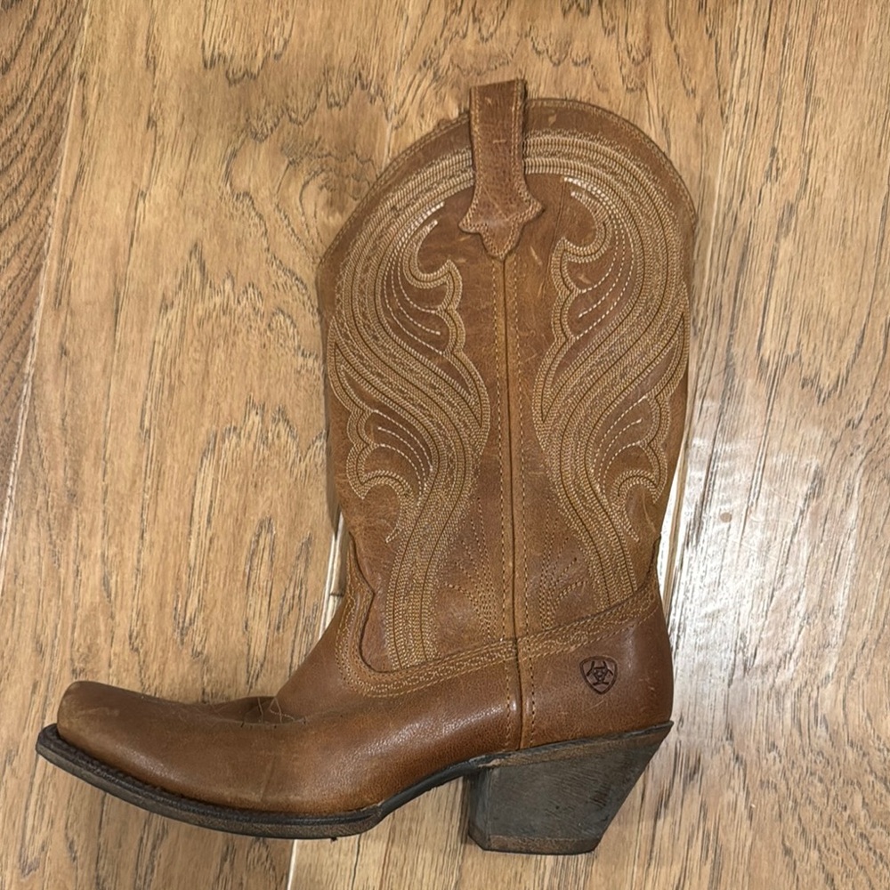 Ariat Tan Leather Western Boots